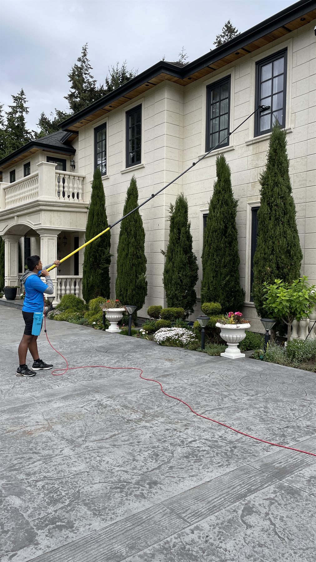 Residential Window Cleaning by Coastline Clear Window Cleaning